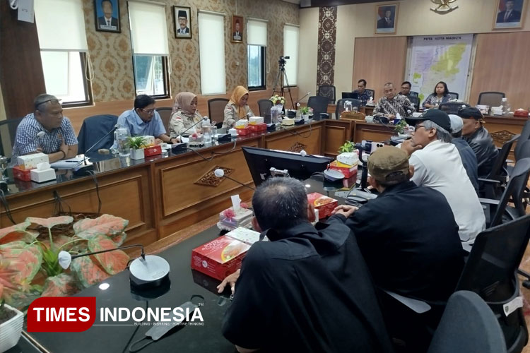 Audiensi LSM Pedal soal TPA Winongo dan Pengadaan Insinerator Jadi Bahan RDP DPRD Kota Madiun