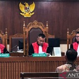 Eks Ketua PN Surabaya Rudi Suparmono Divonis 7 Tahun Penjara karena Suap