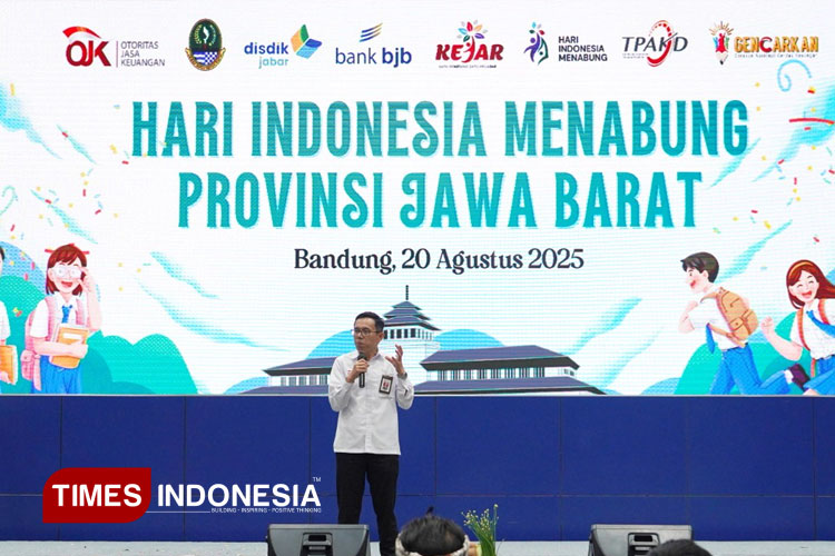 Kepala Direktorat Pengawasan Perilaku Pelaku Usaha Jasa Keuangan, Edukasi, Pelindungan Konsumen, dan Layanan Manajemen Strategis OJK Provinsi Jabar Yuzirwan dalam acara Hari Indonesia Menabung. (FOTO: Humas OJK for TIMES Indonesia)