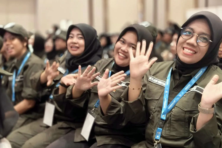 Prabowo Tekankan Peran Sekolah Rakyat Angkat Masyarakat dari Kemiskinan