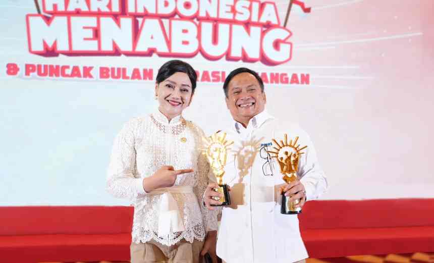 PNM raih penghargaan Financial Literacy Award 2025 di Jakarta. (Foto: PNM)