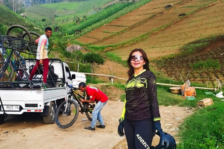 Peserta MTB Prabu 2025 Probolinggo Mulai Berdatangan, Camping Meriah di Dua Titik