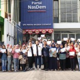 Tekan Angka Putus Sekolah, NasDem Sidoarjo Salurkan Ribuan Beasiswa PIP untuk Pelajar