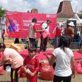 Rayakan HUT ke-80 RI, Perempuan Lintas Agama di Banyuwangi Gelar Lomba Pungut Sampah