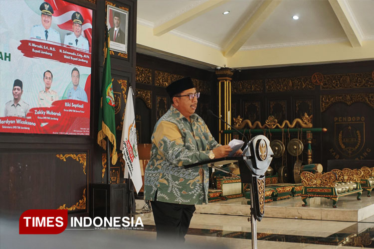 Bupati Jombang Warsubi Puji Petani Sebagai Pahlawan Pangan Penopang Bangsa