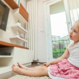 Psikolog Ungkap Kriteria Tayangan TV yang Tepat untuk Anak Berdasarkan Usia