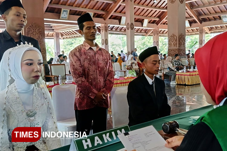 Sebanyak 28 Pasangan Suami Istri di Ponorogo Menerima Penetapan Isbat Nikah