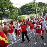 Zumba dan Aerobik Bernuansa Merah Putih, Meriahkan Peringatan HUT RI ke 80 di Favehotel Kediri