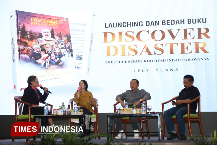 Buku Discover Disaster: Komando Gubernur Khofifah Penting Redam Bencana dan Covid-19