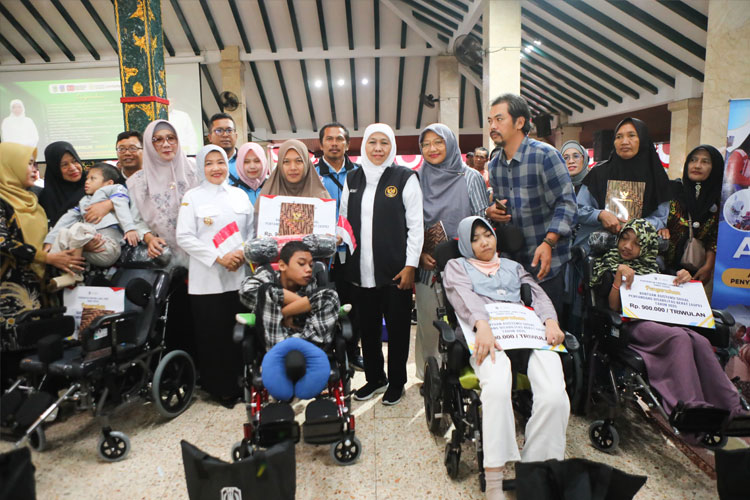Gubernur-Khofifah-24.jpg