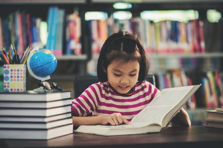 7 Cara Efektif Agar Anak Lebih Semangat Belajar