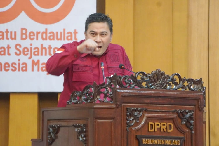 Abdul Qodir, anggota Komisi III dan Ketua Fraksi PDI Perjuangan.