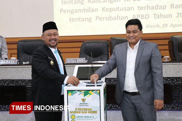 DPRD Gresik Teken MoU dengan Baznas, Zakat untuk Siswa hingga Bedah Rumah