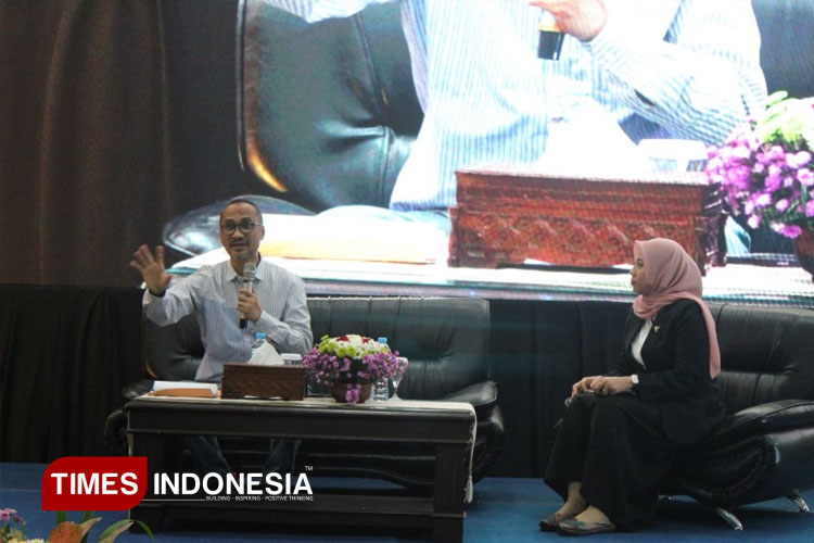 Abraham-diskusi.jpg