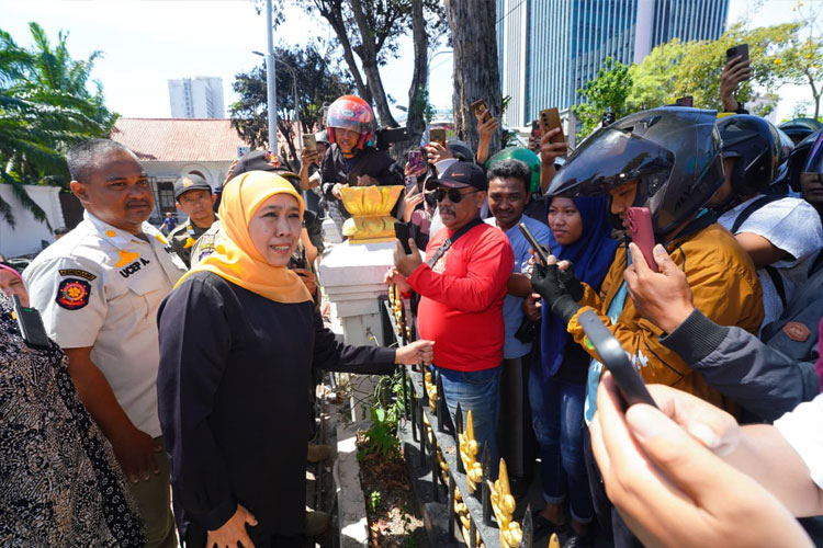 Gubernur-Khofifah-35.jpg