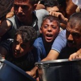Israel Tingkatkan Serangan di Kota Gaza, Hamas Melawan