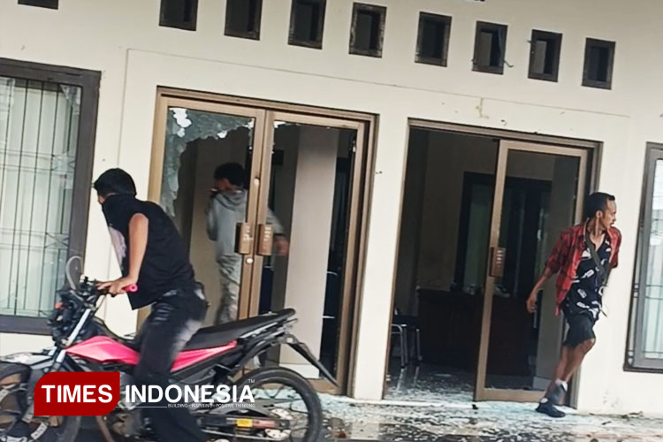 Kelompok Motor Hancurkan Gedung DPRD Kota Banjar Diciduk Polisi