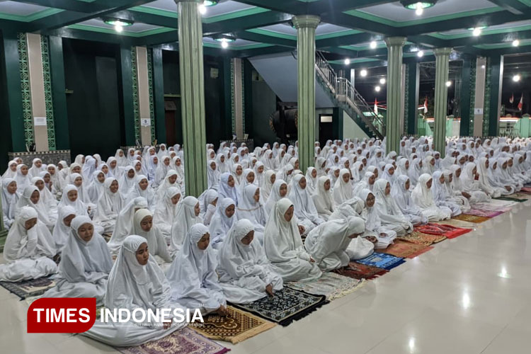 Mengetuk Langit, Pesantren Babussalam Jombang Gelar Doa untuk Keselamatan Bangsa