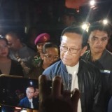 Sultan HB X Turun ke Jalan, Temui Massa Demo di Polda DIY
