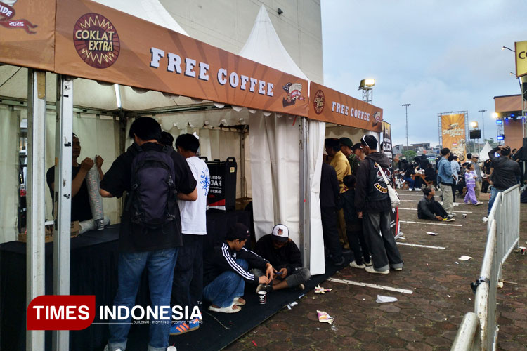 mengantre-membeli-produk-UMKM.jpg