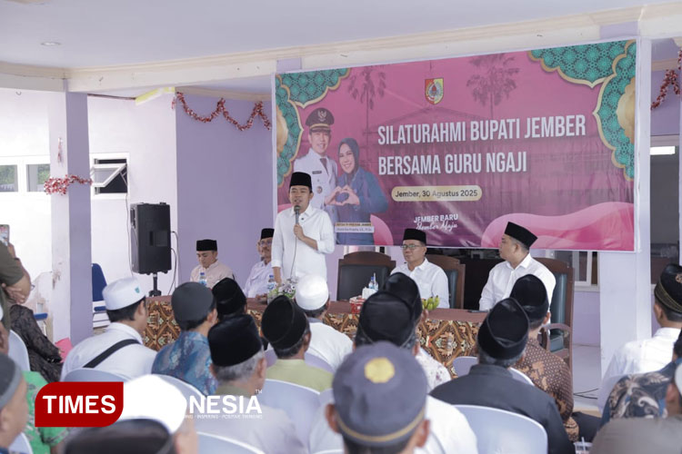Hari Kedua Bunga Desaku di Arjasa, Bupati Jember Temui Guru Ngaji Untuk Jelaskan ini