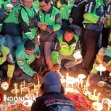 Aksi Solidaritas Untuk Affan, Ratusan Driver Ojol Nyalakan Lilin hingga Doa Bersama di Mapolresta Banyuwangi