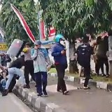 Merasa Dikhianati, Barisan Rakyat Purbalingga Tuntut Bubarkan DPR
