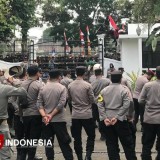 Demontrasi Mencekam, Gedung DPRD Cianjur Diselimuti Batu dan Gas Air Mata