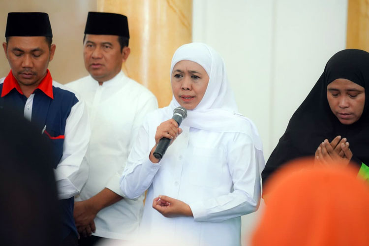 Laksanakan Arahan Presiden, Ini Isi Surat Edaran yang Diterbitkan Gubernur Khofifah