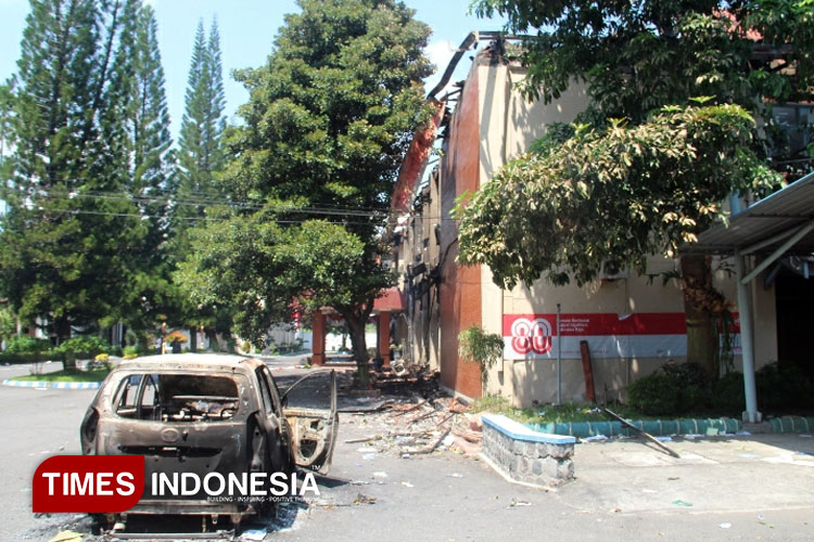 Pasca Rusuh, Ini Kondisi Kerusakan Kompleks Pemkab Kediri dan DPRD Kabupaten Kediri