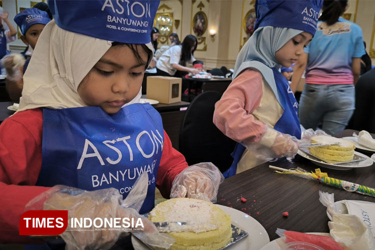Menggemaskan Penuh Aksi, Saat Bocil Jadi Koki Profesional Sehari di Aston Banyuwangi