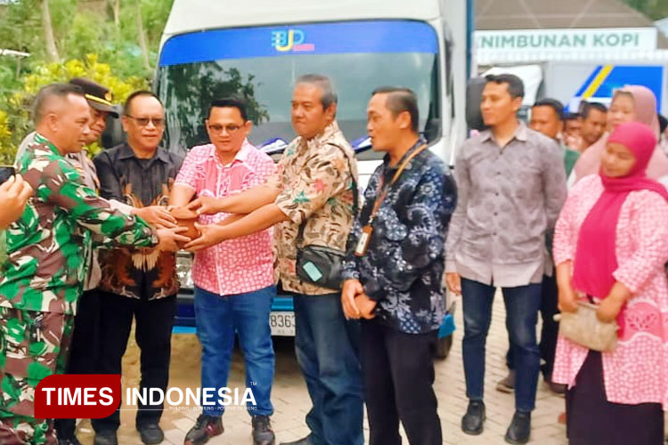 Didukung Export Center Surabaya, KDMP Sidomulyo Catat Sejarah untuk Jember