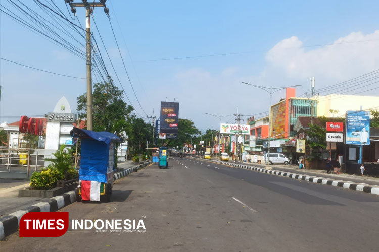 Jalan Kota Majalengka Lengang, Warung Pilih Tutup Jelang Aksi Demo