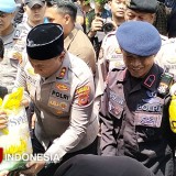 Doa Bersama dan Senyum Solidaritas: Ratusan Ojol Tasikmalaya Dapat Beras Usai Mengenang Affan