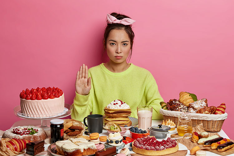 5 Tips Ampuh Mengurangi Kebiasaan Makan Manis