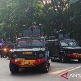 Polda Metro Jaya Gelar Patroli Skala Besar Pasca Aksi Demonstrasi di Jakarta