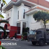 Gedung DPRD Surabaya Dijaga Aparat, Anggota Dewan WFA