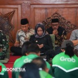 Wali Kota Mojokerto dan Ojol Doakan Affan Kurniawan