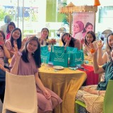Zest Jemursari Surabaya Persembahkan Personal Color Analysis & Bag Charm Workshop