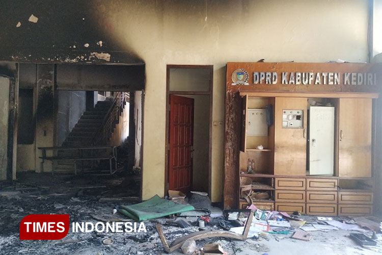 Maksimalkan Ruangan Selamat, DPRD Kabupaten Kediri Tetap Berkantor di Gedung Dewan