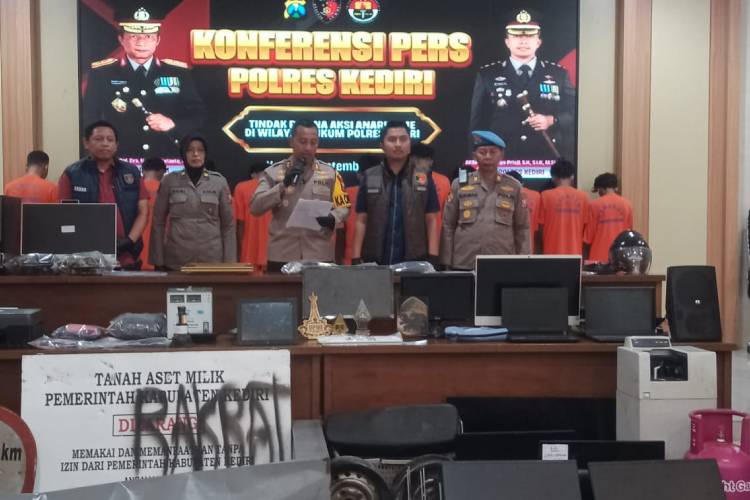 28 Orang Jadi Tersangka Kerusuhan Kediri, Separuhnya Masih di Bawah Umur