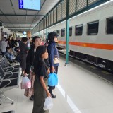 Pastikan Perjalanan Kereta Api Aman, PT KAI Daop 7 Madiun Lakukan Mitigasi Gangguan