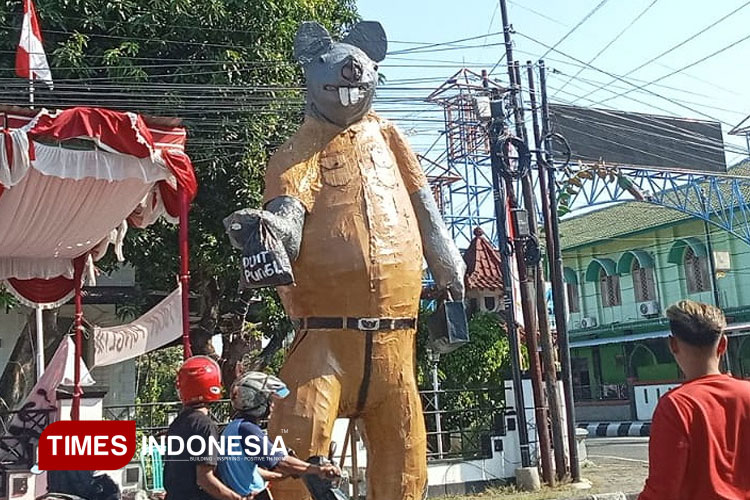 patung-tikus-Pemalang-3.jpg