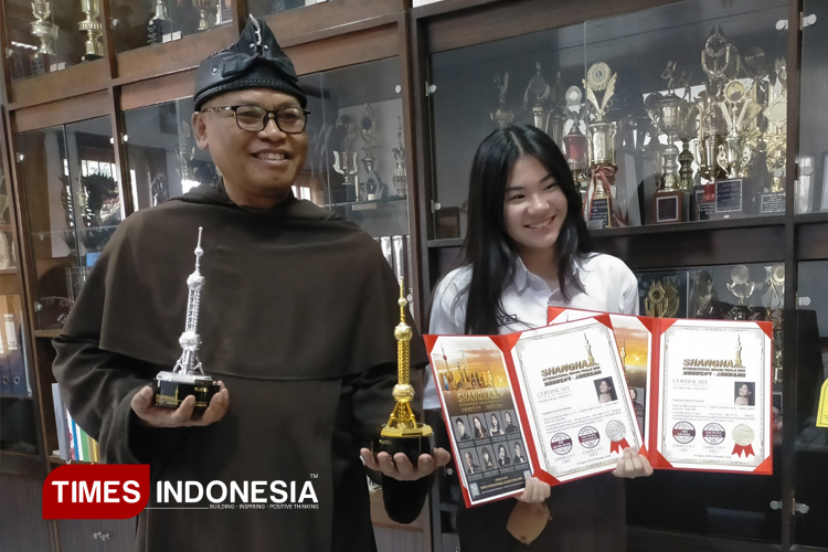 Saat Indonesia Diuji Unjukrasa, Izabelle Kiara Promosikan Keramahan Indonesia di China