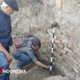 Warga Amankan Penemuan Struktur Bata di Bondowoso agar Tak Dijarah