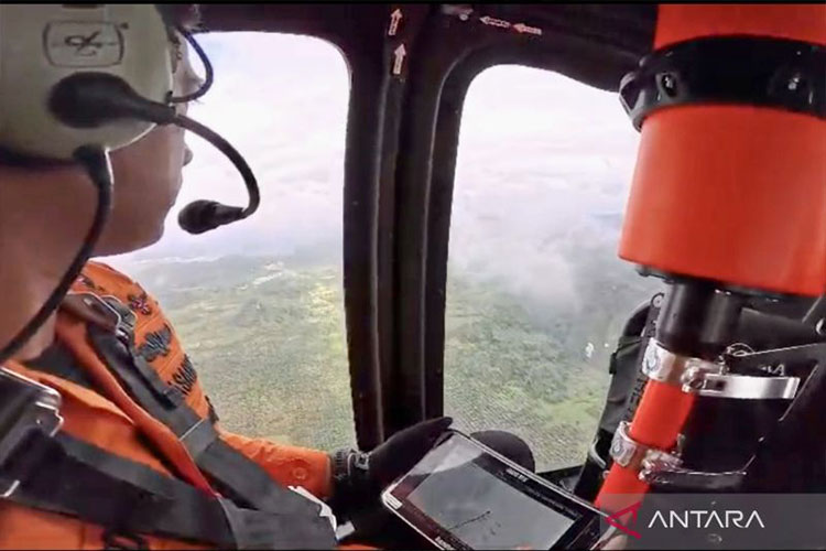 Hari Ketiga Operasi Penyelamatan, Tim SAR Perluas Area Pencarian Helikopter Hilang di Tanah Bumbu
