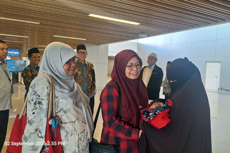 Tristy-Erlinawati-a.jpg