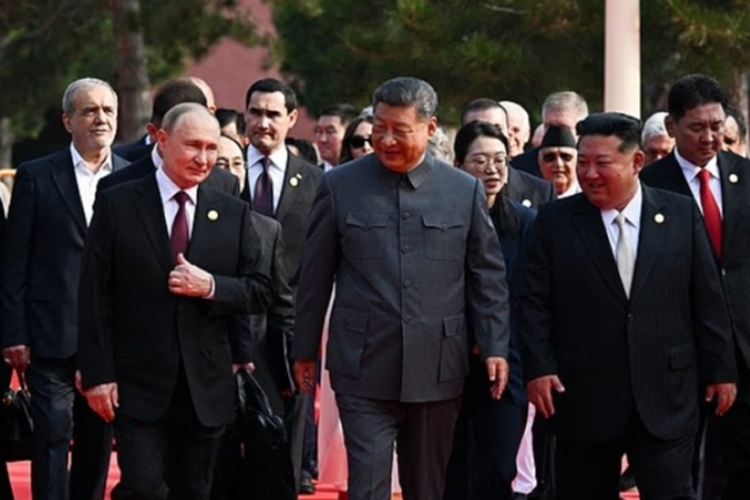 Putin, Kim Jong-Un dan  Xi Jin Ping Kompak, Donald Trump Meradang