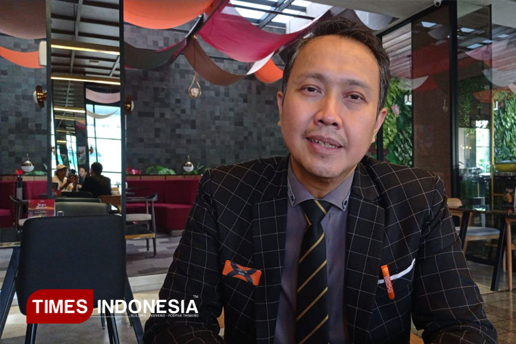 Ario Budi Nugroho, General ManagerĀ Excotel Design Hotel Surabaya, Kamis (5/9/2025). (FOTO: Hamida Soetadji/TIMES Indonesia)