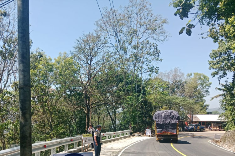 Jalur-Gumitir-4.jpg